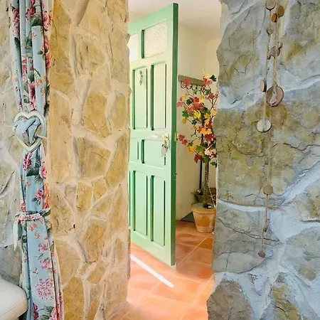 Cueva Colorin Alloza. Διαμέρισμα *