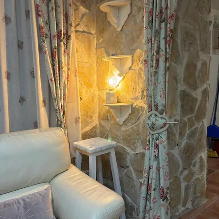 아파트 Cueva Colorin Alloza.