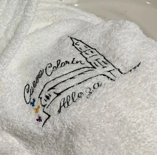 Cueva Colorin Alloza. *