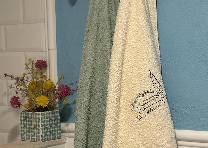 Cueva Colorin Alloza. Appartement Alloza